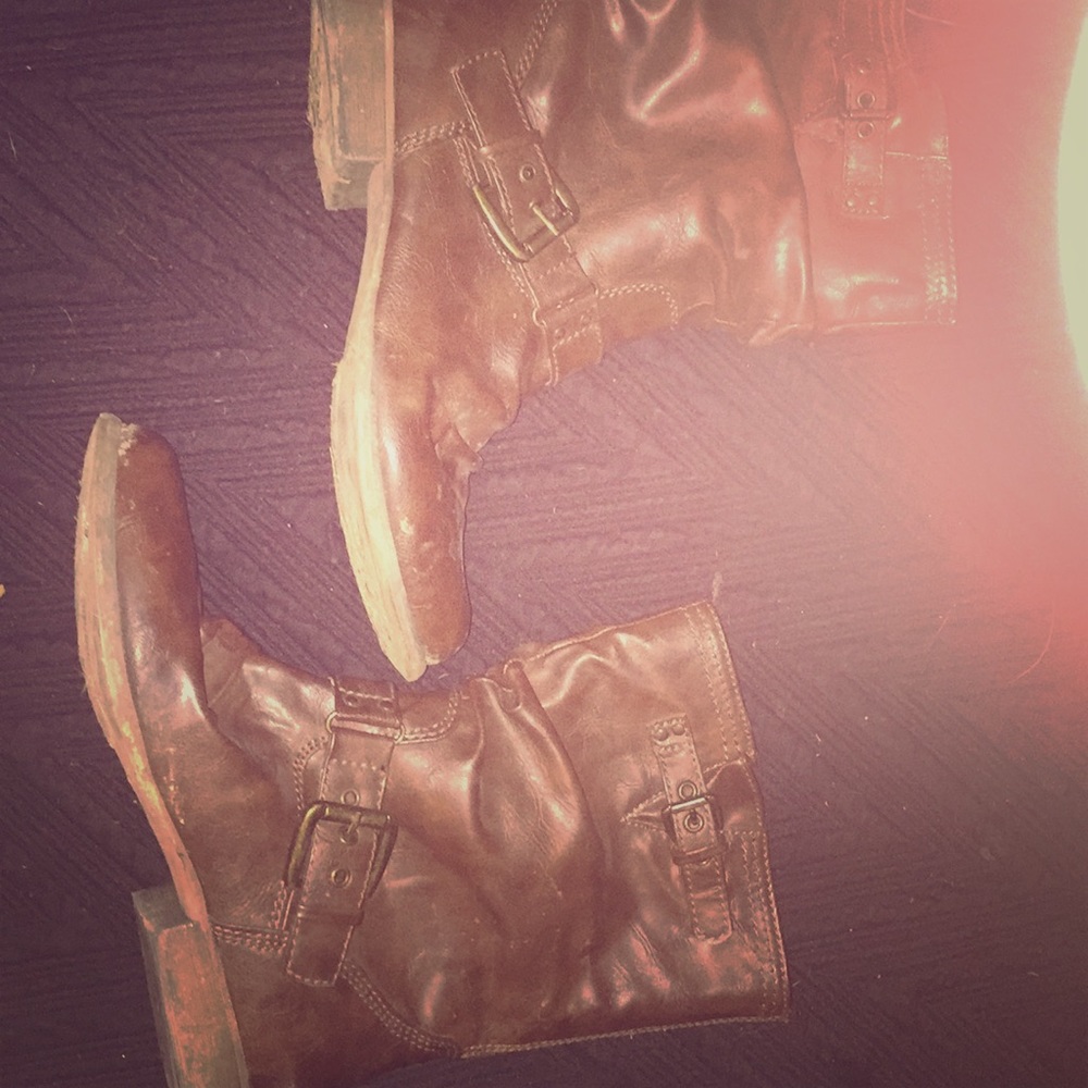 Boots- calf highs- fair condition